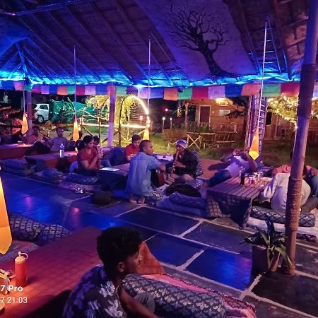 Island Vibes Hotel Hampi Luaran gambar