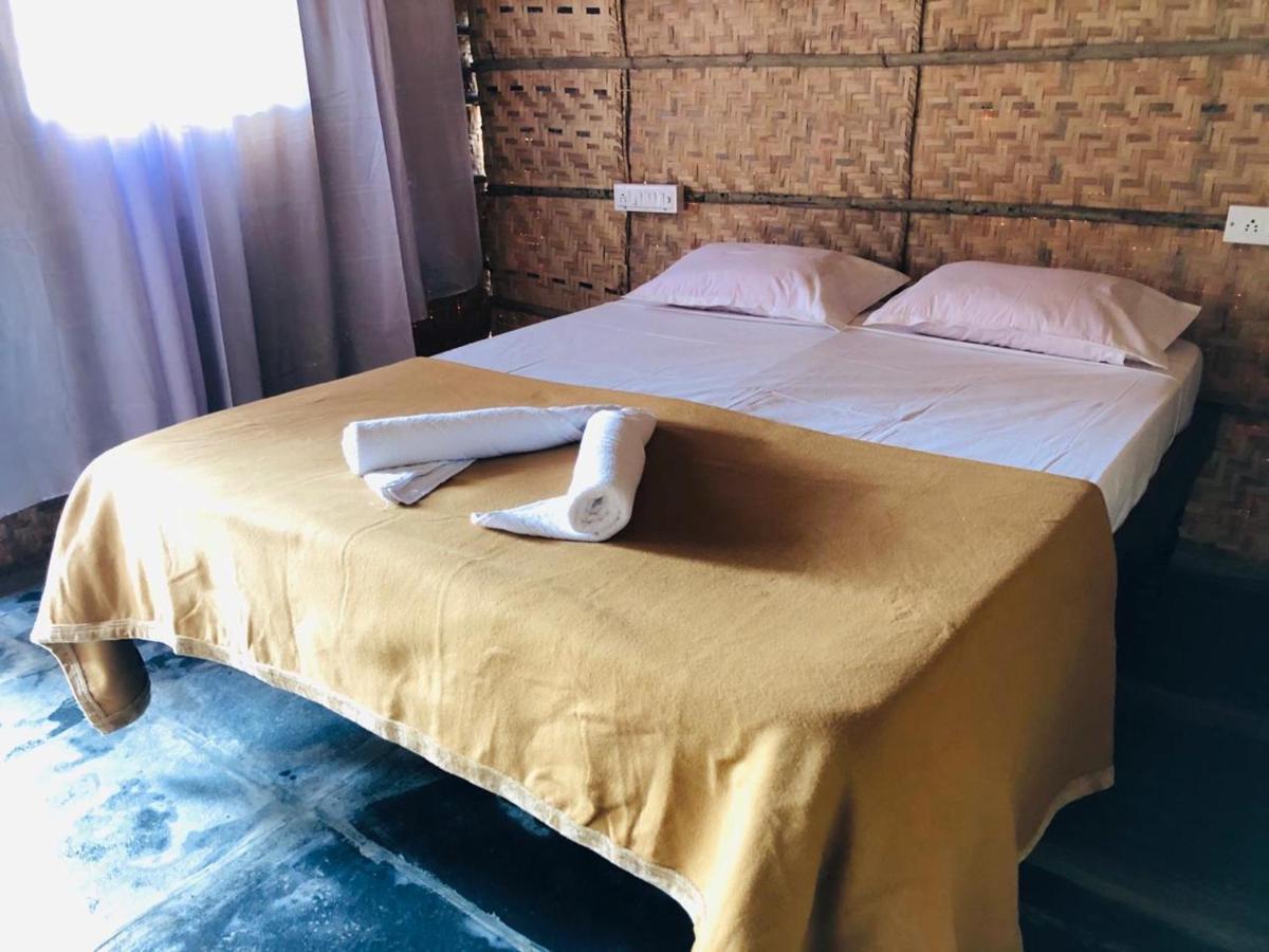 Island Vibes Hotel Hampi Luaran gambar